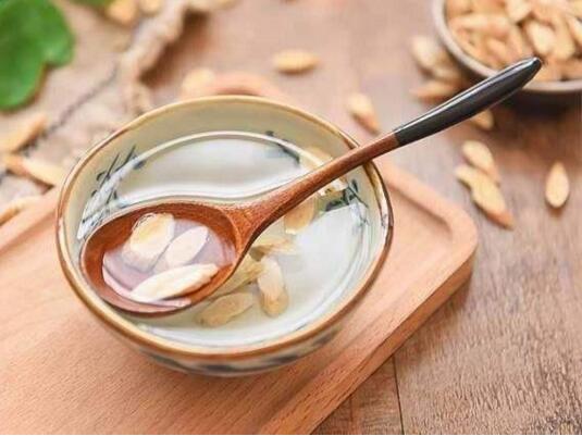 黄芪的功效与作用及食用方法_黄芪服用的禁忌有哪些